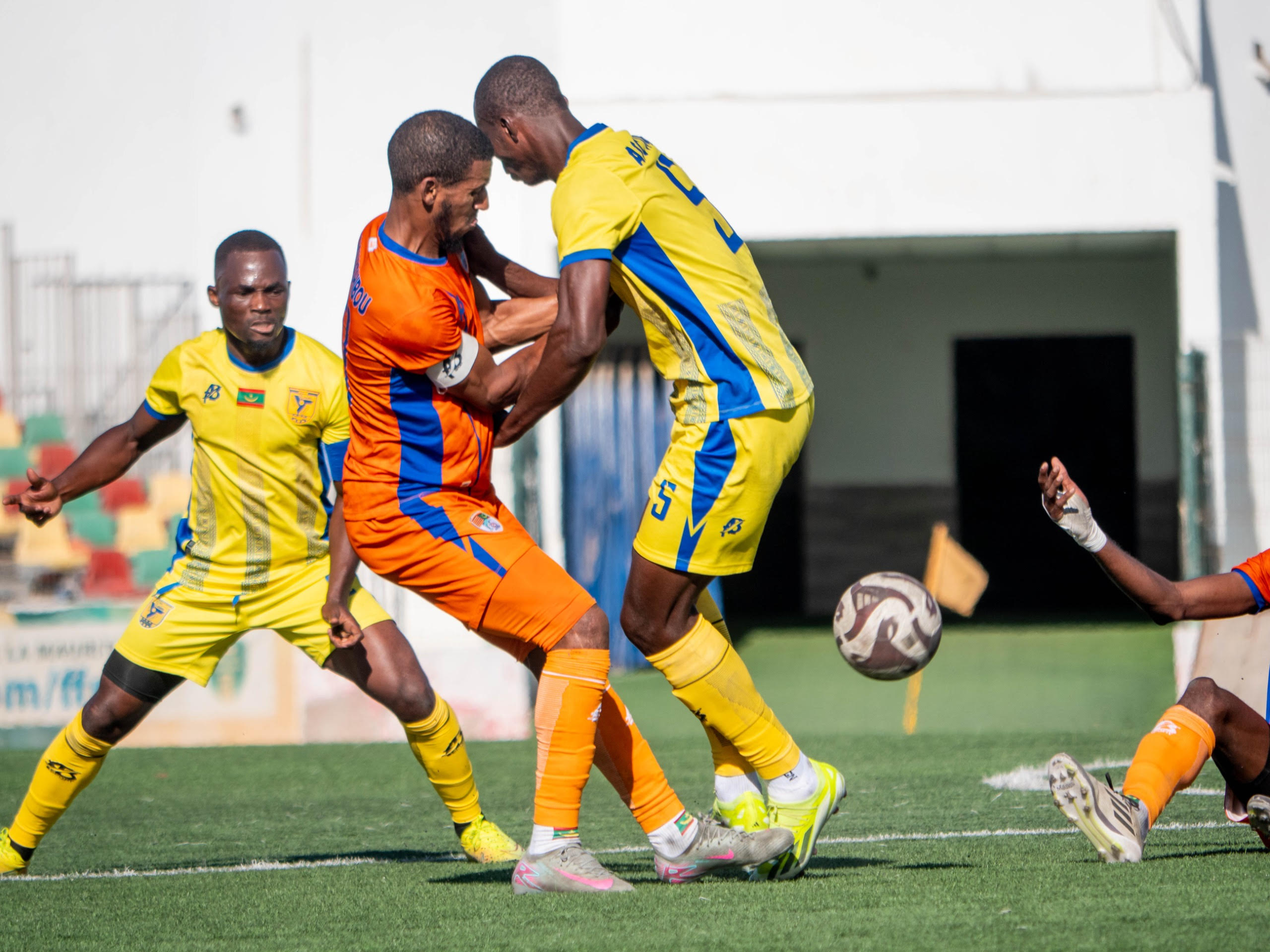 Super D1 (J15) : FC Nouadhibou – ASC SNIM, un derby du Nord tendu et sans vainqueur (0-0)