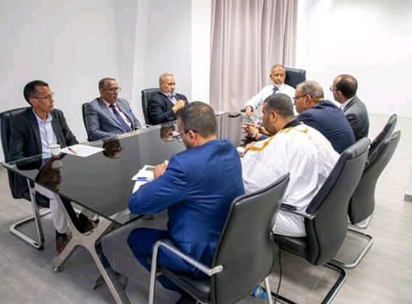 Le ministre de la santé préside la réunion du comité chargé de la réforme du secteur pharmaceutique