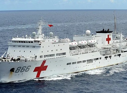 Séjour du navire « l’Arche de la paix » à Nouakchott : les hôpitaux publics et les cliniques privées désertés!